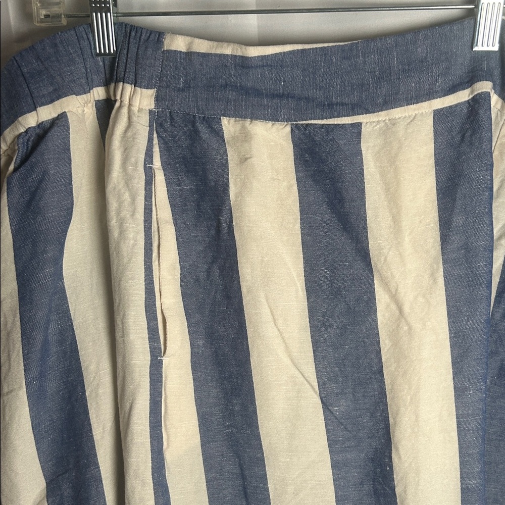 Striped Blue and Cream Wide-Leg Pants - Picture 5 of 14